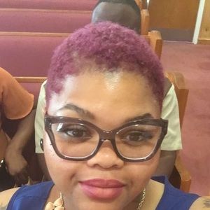 Meet your Posher, Candice